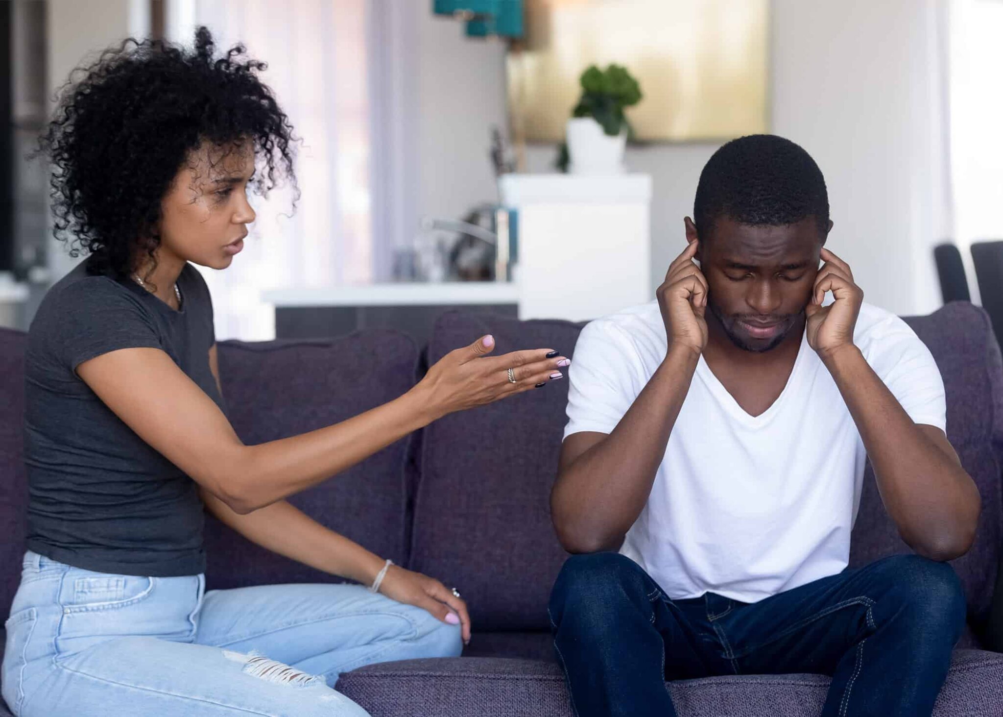 Signs of a Controlling Wife and How to Deal