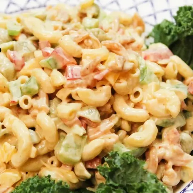 Ultimate Creamy Pasta Salad with Bell Peppers (Mayo Dressing)