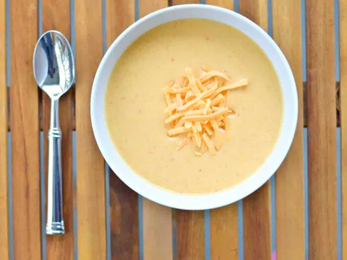 Irresistible Creamy Cheese Soup