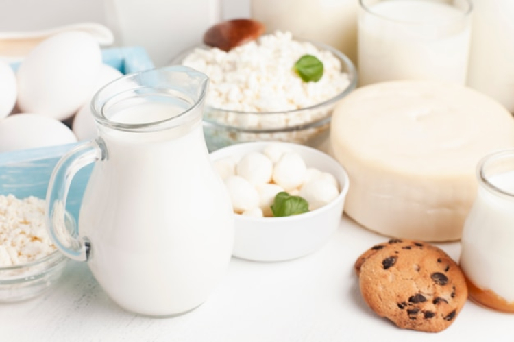 Calcium and Vitamin D for Strong Bones at Midlife