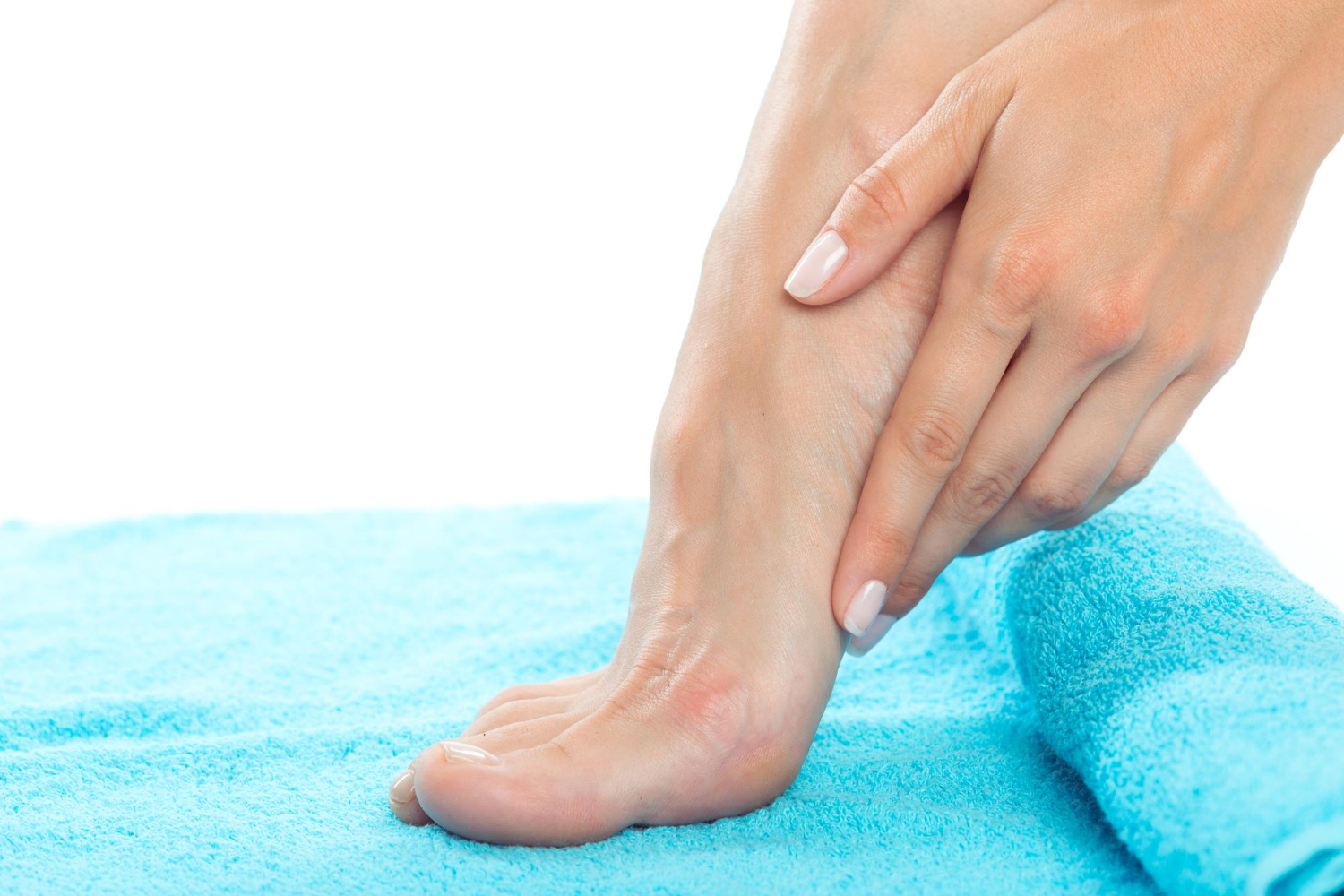 Cracked Heels Home Remedies: Gentle Ways to Soothe Dry, Painful Feet