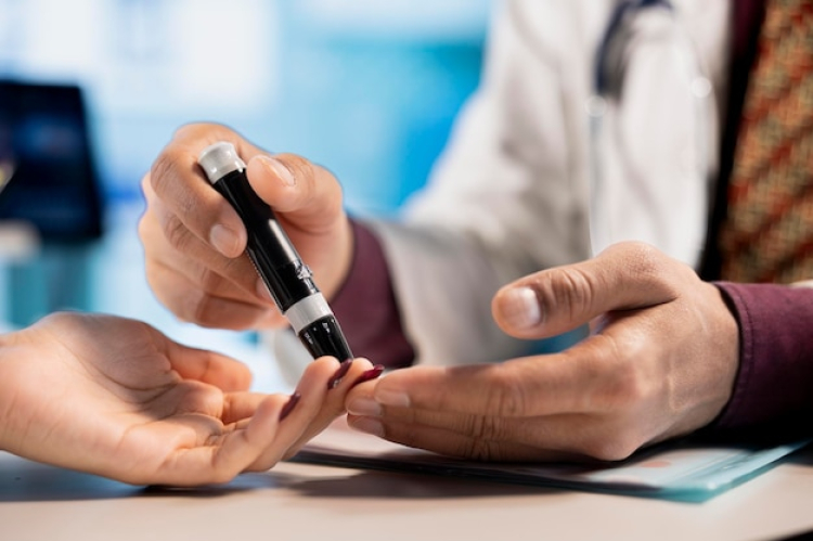 Diabetes Skin Symptoms: Shin Spots and Yeast Rashes