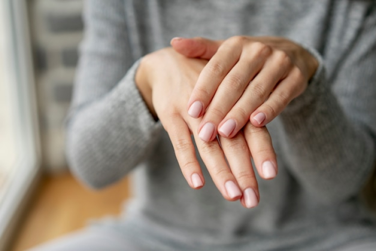Folic Acid for Brittle Nails: Can This B-Vitamin Really Help? Folic Acid for Brittle Nails: Can This B-Vitamin Really Help?