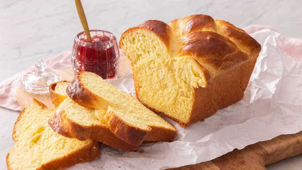 Irresistible French Brioche Bread (Soft, Rich & Bakery-Style)