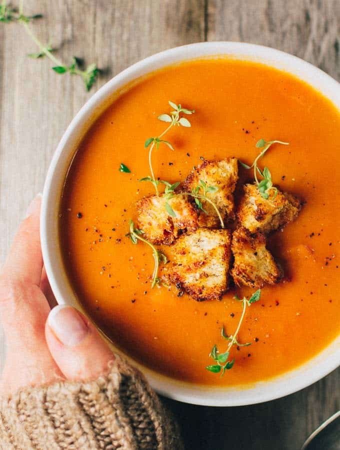 Tomato and Carrot Soup Recipe (Creamy, Warm & Comforting) Tomato and Carrot Soup Recipe (Creamy, Warm & Comforting)