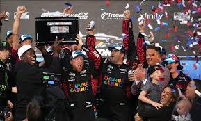 Daytona 500: Last-Lap Drama at Daytona International Speedway