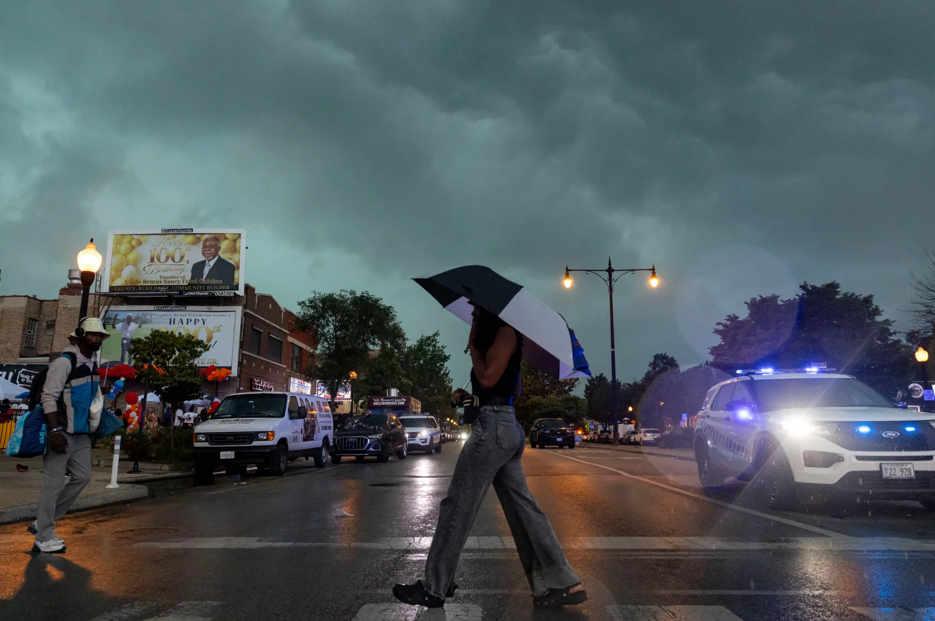 Chicago Tornado Warning: Storms Cut Power, Disrupt Flights